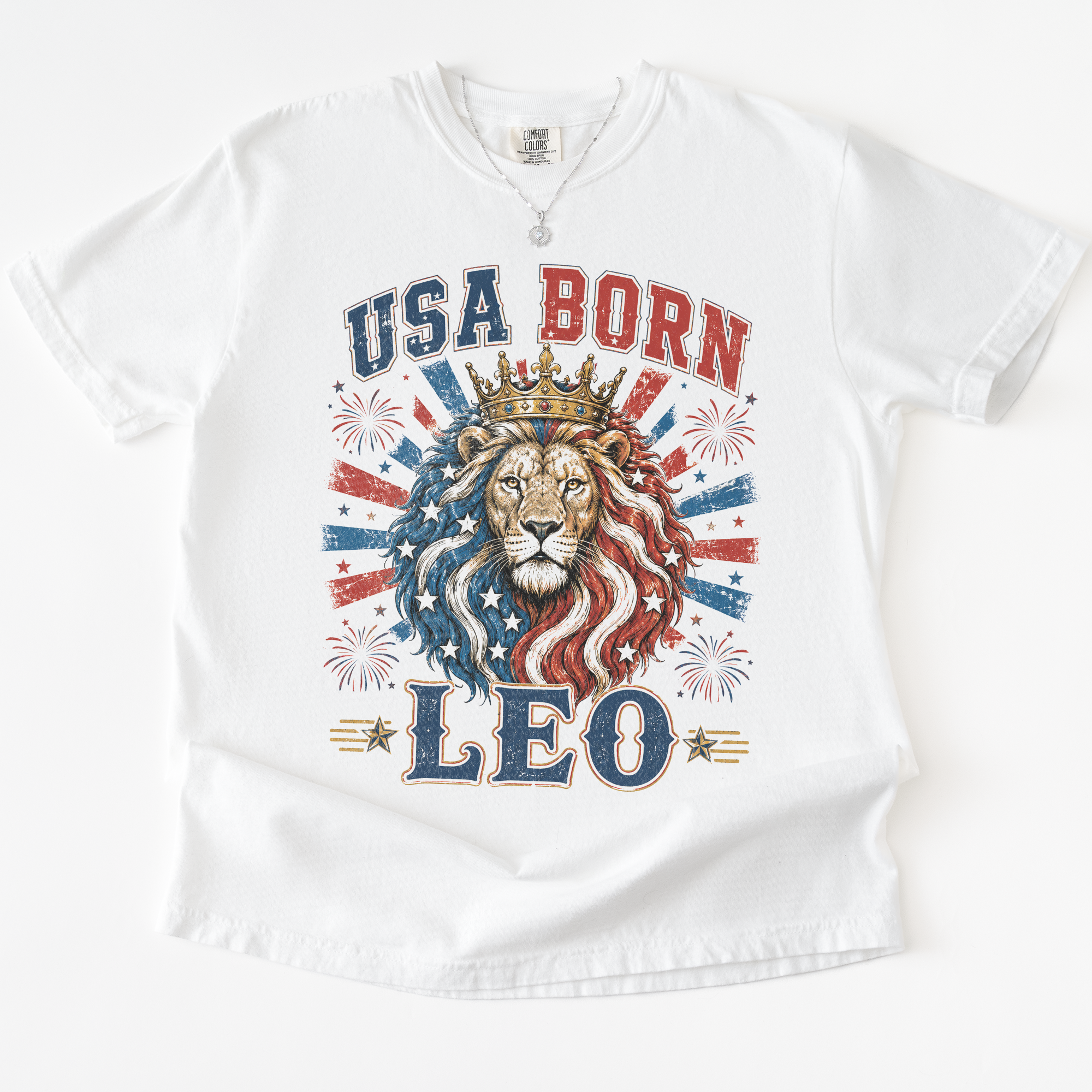 USA BORN LEO Vintage Patriotic T-Shirt